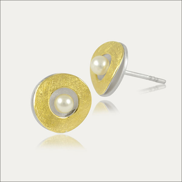 perlen pearls ohrstecker earrings ohrschmuck silber silver gold schmuck handmade handarbeit goldschmied freiburg