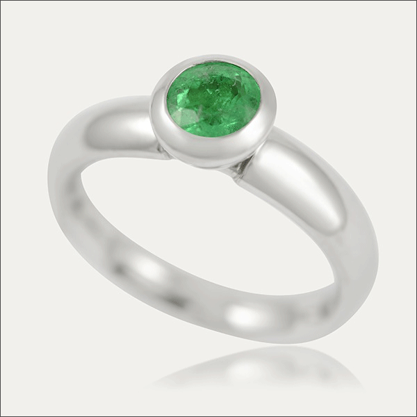 smaragdring smaragd emerald ring grün green weißgold whitegold schmuck handmade handarbeit goldschmied freiburg